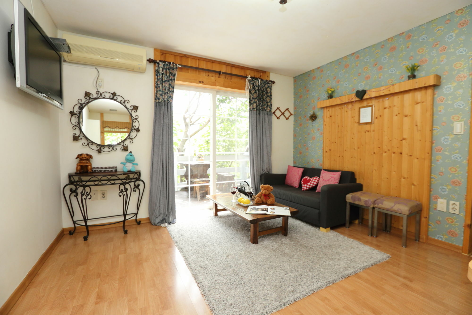 Sicily Pension Hongcheon Exterior photo